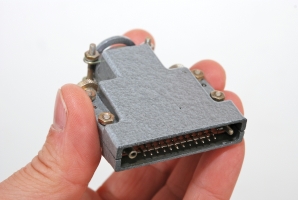 Test connector