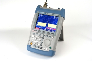 FSH-3 showing a signal at 135.2 MHz