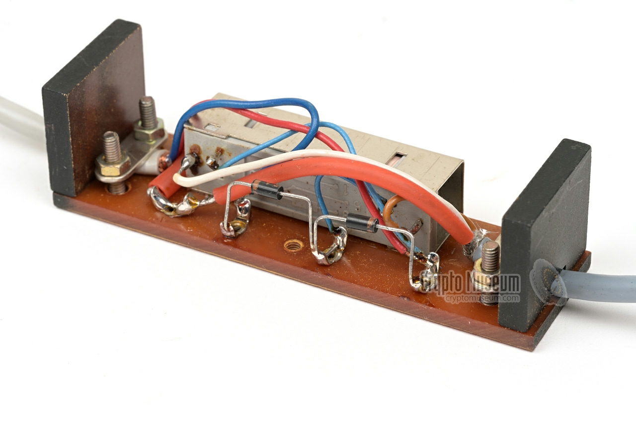 Relay box interior - reed relay contact side
