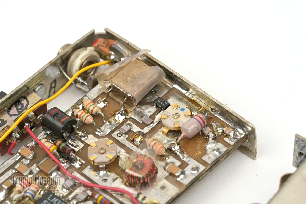 Crystal oscillator