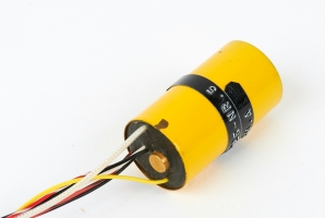 SRR-25 switch receiver