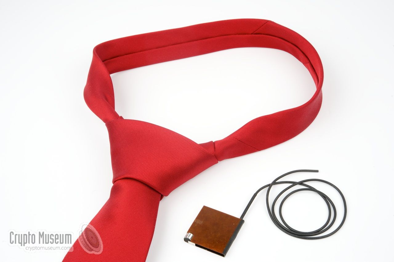 The necktie bug aside a normal necktie