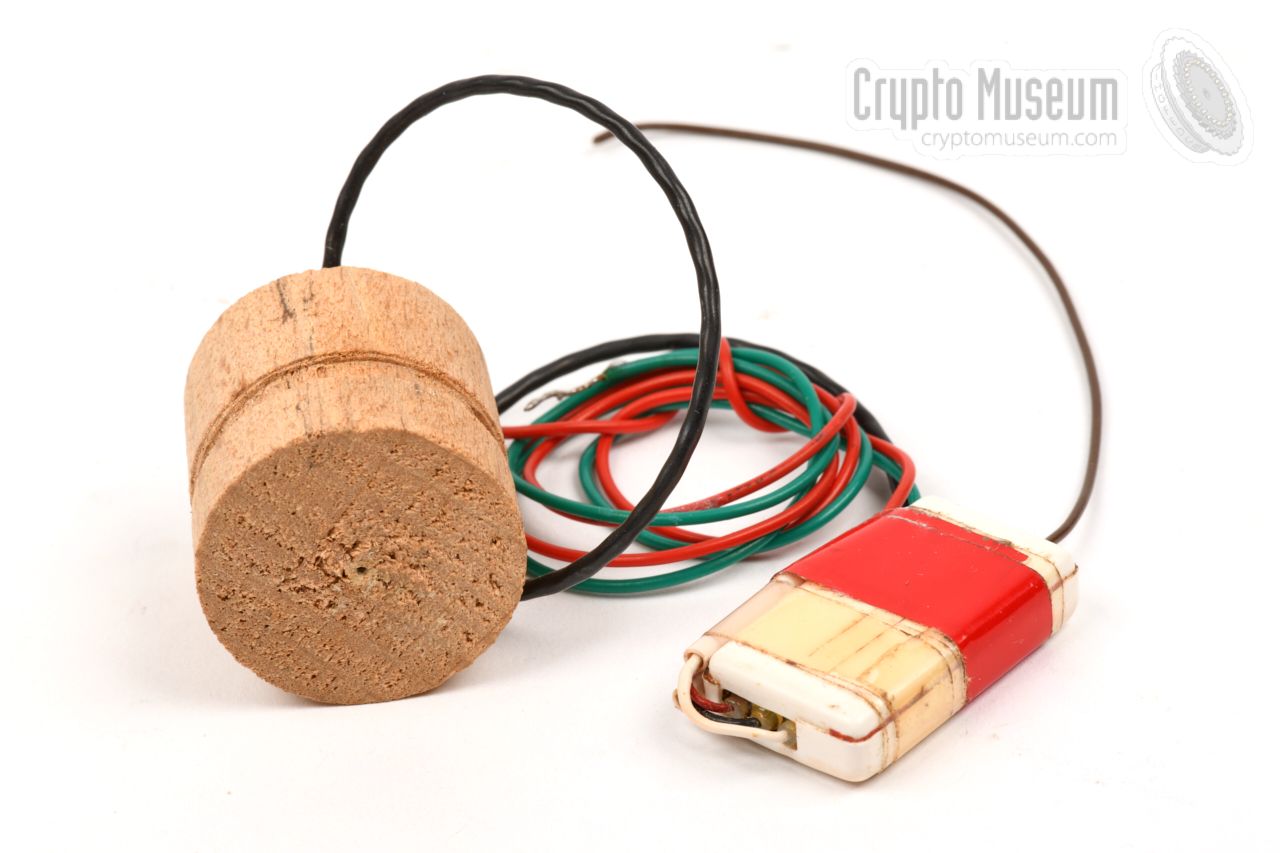 31217-976 bug with micophone in wooden dowel