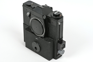 SR-899 (GSK)