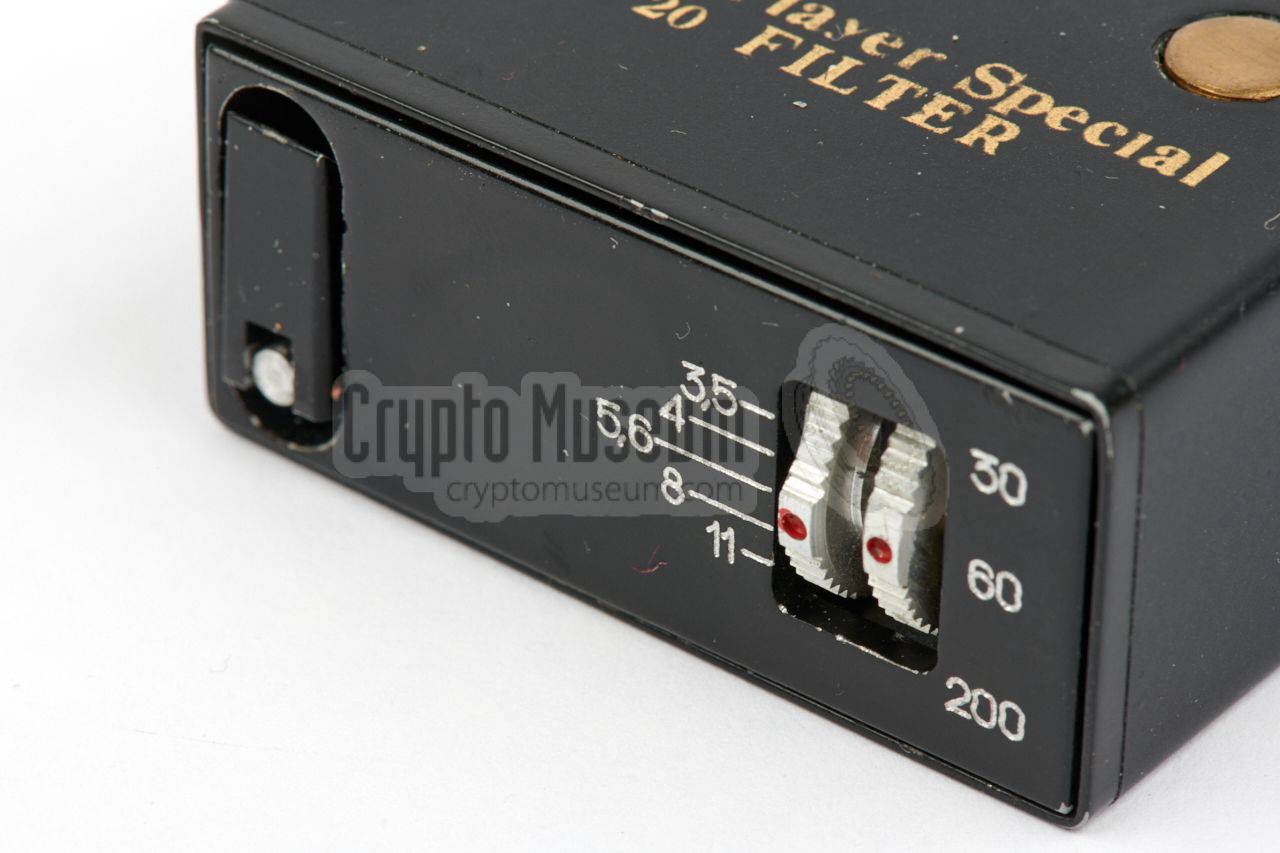 Aperture and film speed settings at the bottom