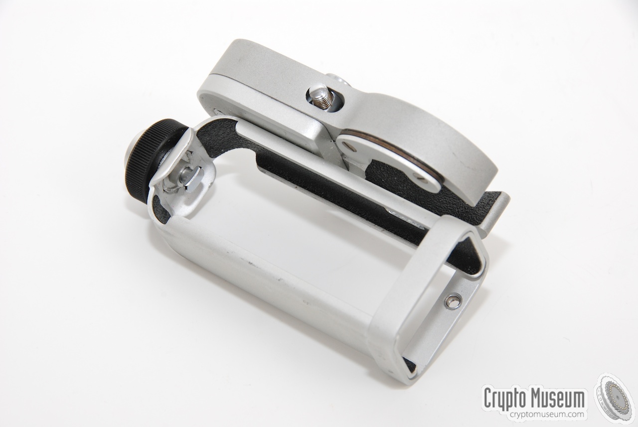 Minox Binocular Attachment, showing the camera fitting.
