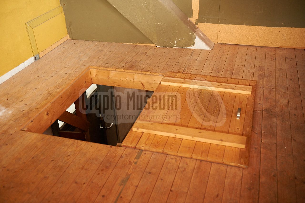 Trapdoor in the observation post