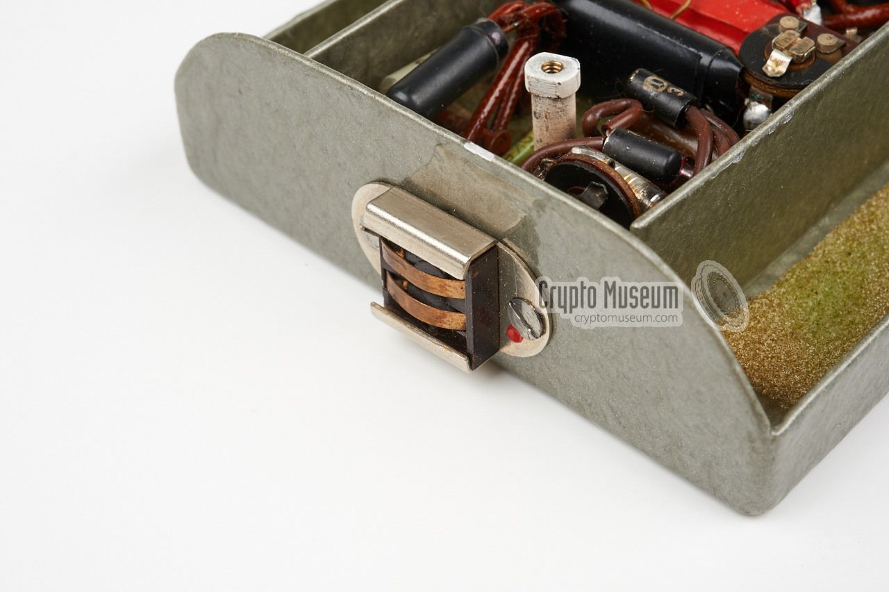 Socket for connection of remote control unit