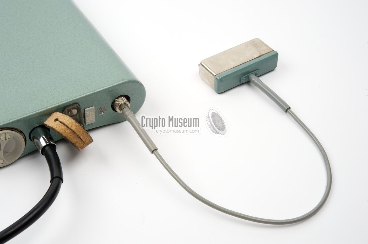 Vibrator connected to the main unit