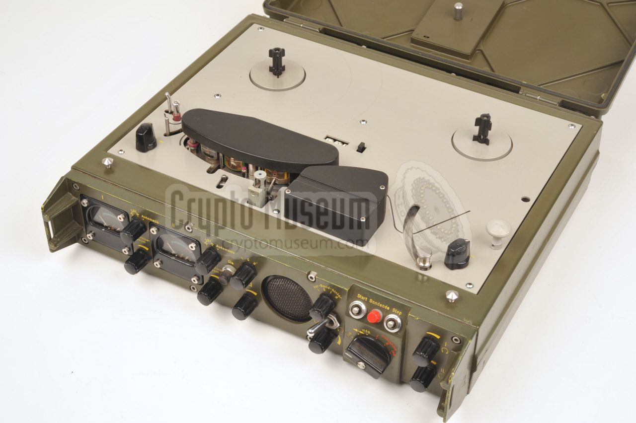 M36 reel-to-reel tape recorder