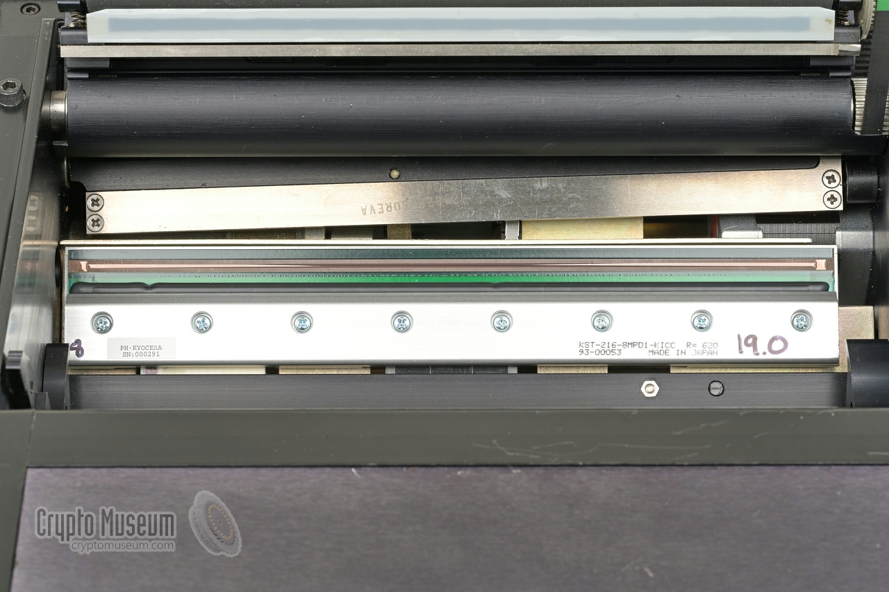 Printer mechanism with paper cutter