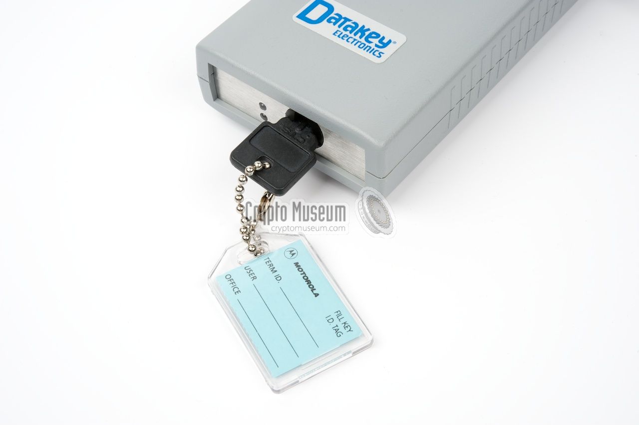 KSD-64 installed in the PKS-703 keyloader