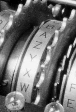 Closeup of a rotor inside the Enigma D with serial number A320. Note the absence of horizontal screws to hold the notch ring in place [2][3].
