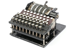 Enigma G interior (battery compartment removed)