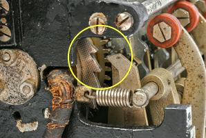Ratchet wheel actuator (pawl) in rest position