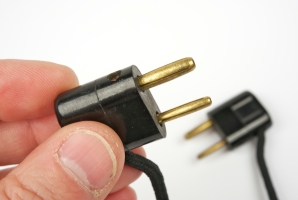 Double-ended plug (Stecker)