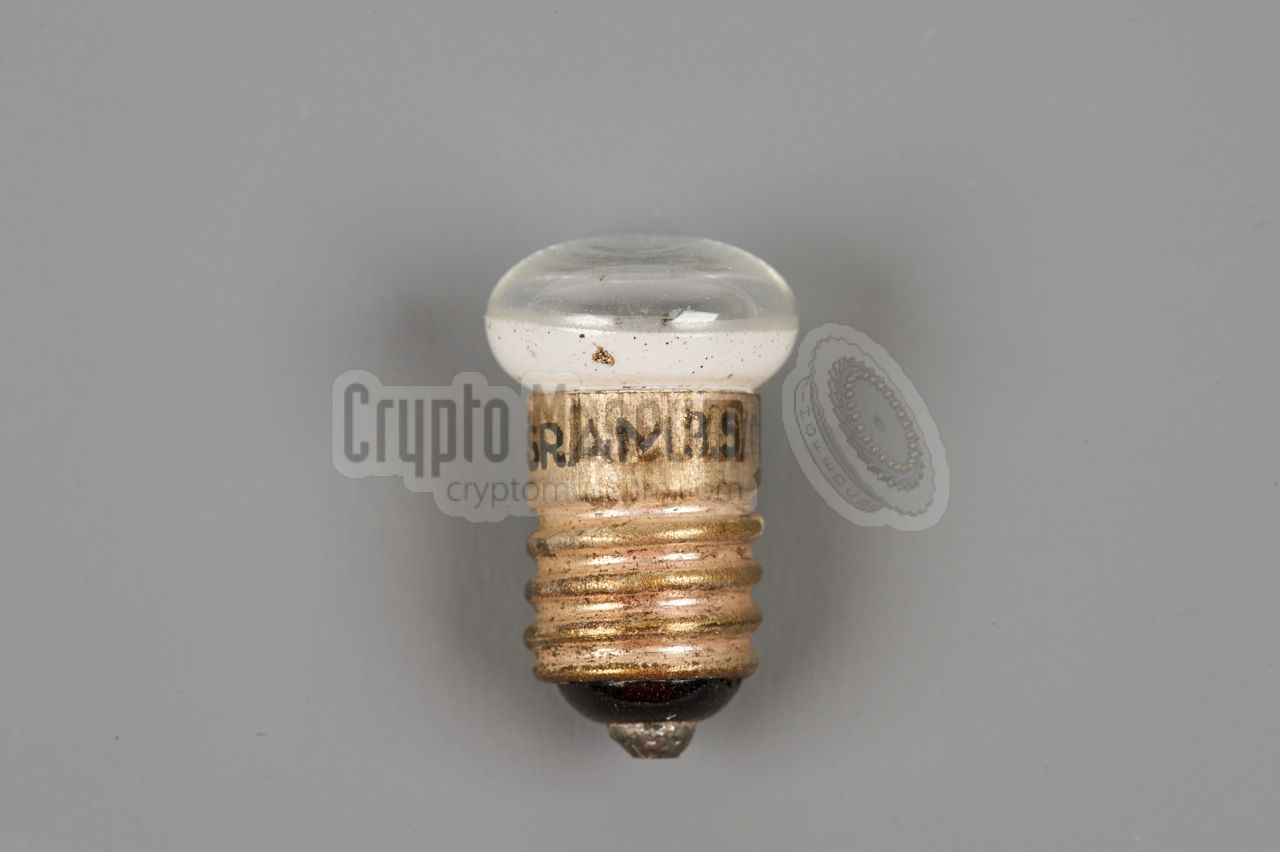 Flattened half-opaque OSAM light bulb
