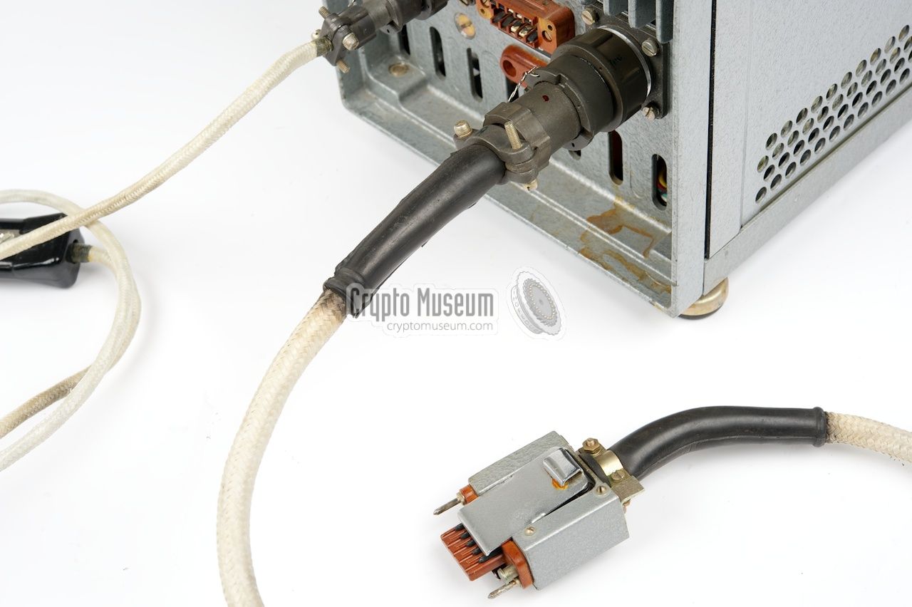 Tick cable between PSU and Fialka
