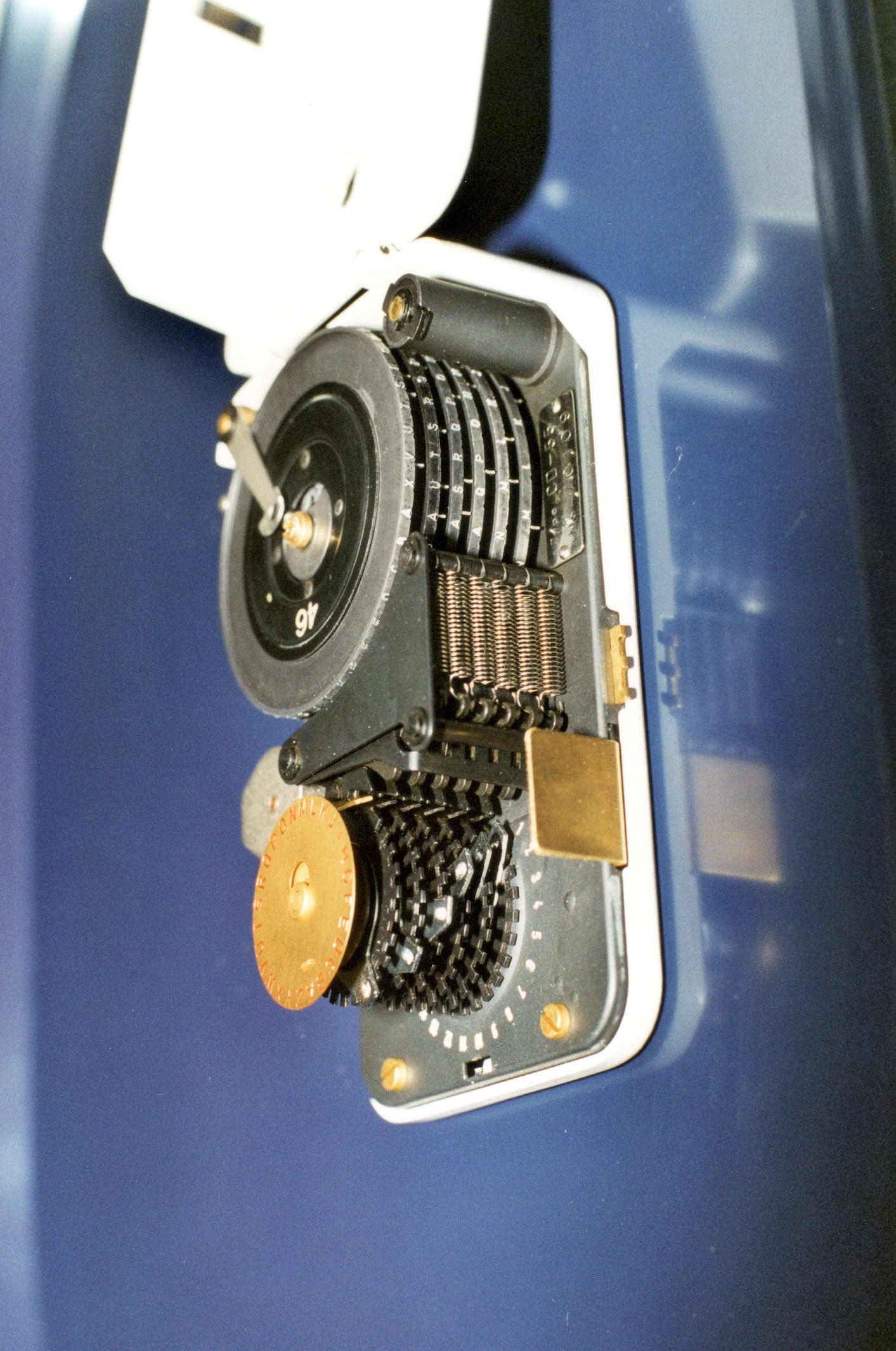 CD-55/LUX. Copyright Gerhard Sulger-Buel [3].