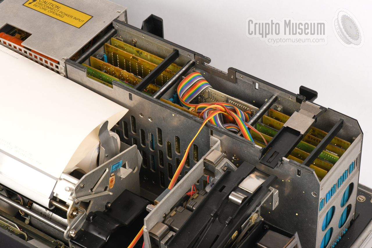 Cage with electronic plug-in cards