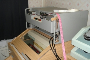 DUDEK TgS-1M (T-353) on top of Siemens/Ceska T-100 teleprinter