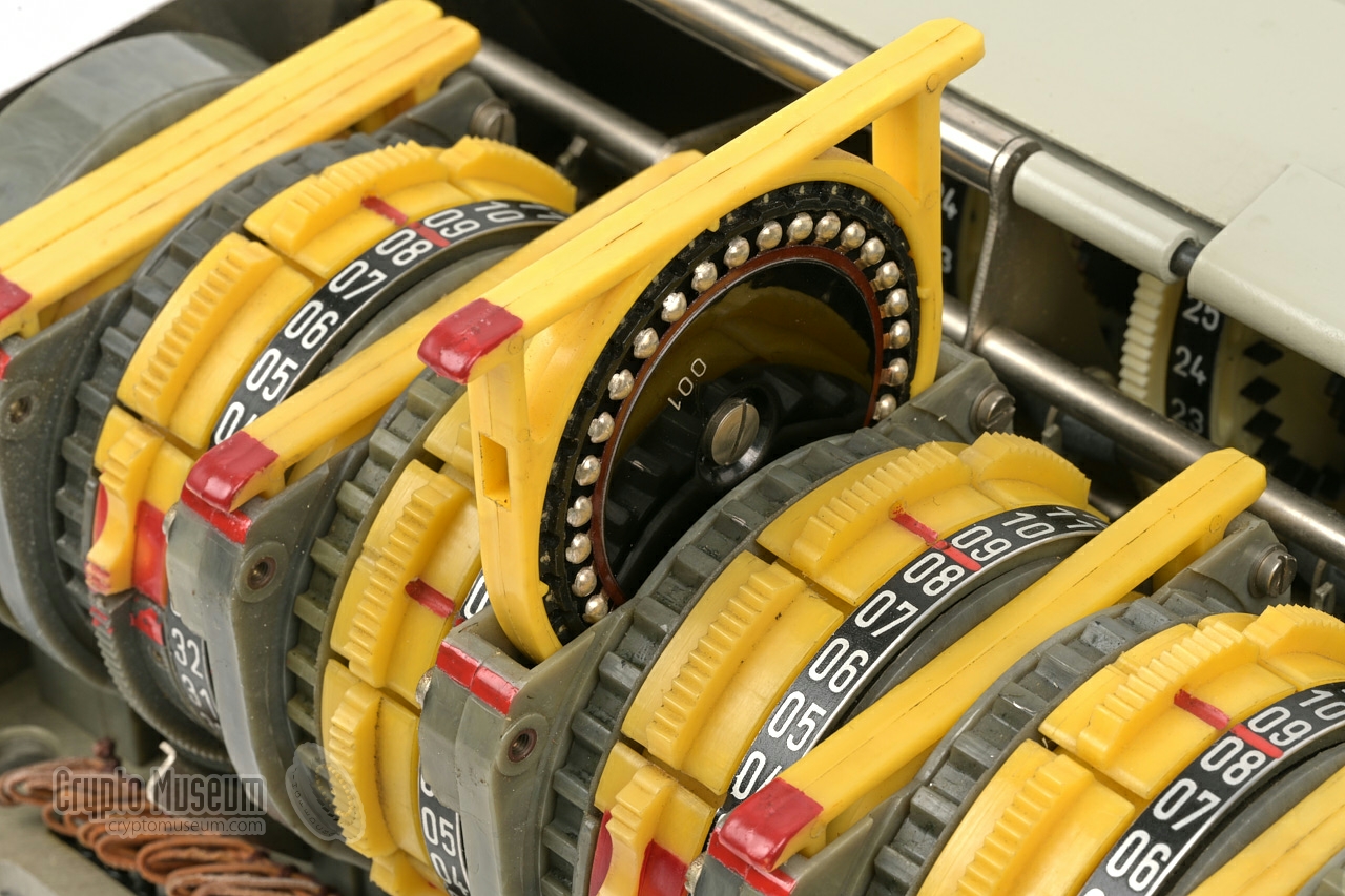 Removing a stator