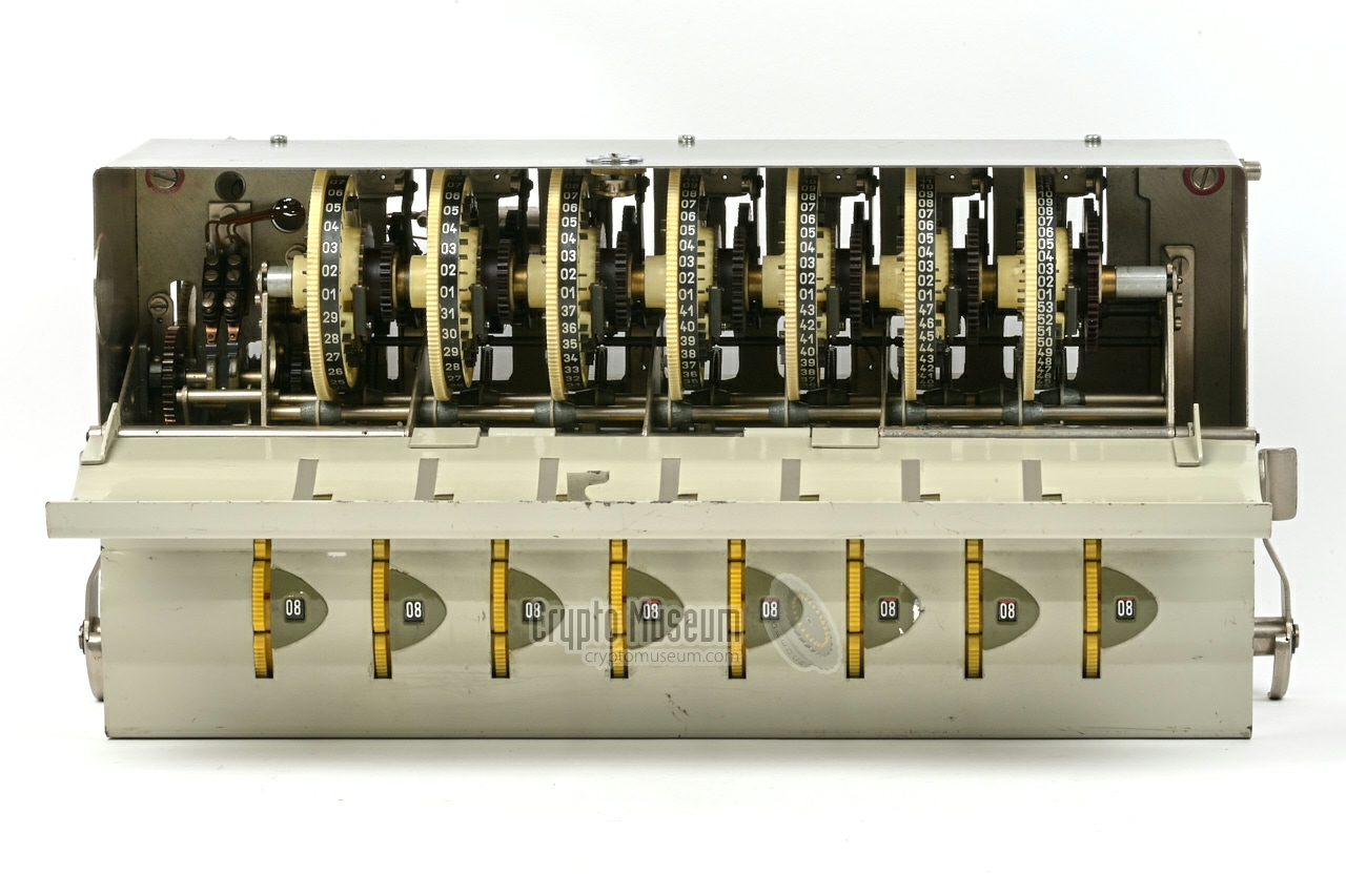 Upper half of the cipher unit, with 7 Hagelin-style pin-wheels.