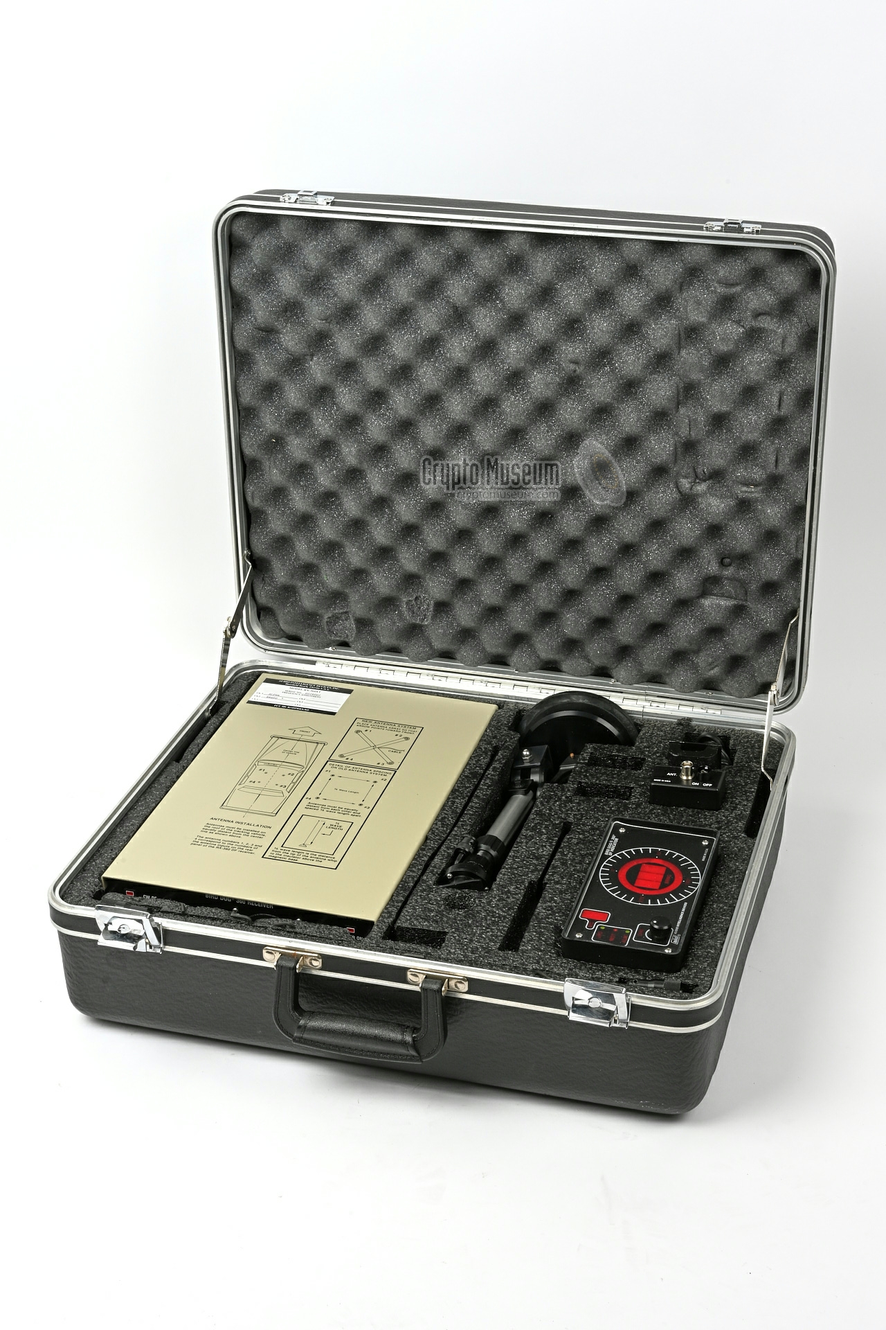 Bird Dog 360TX tracking system in suitcase