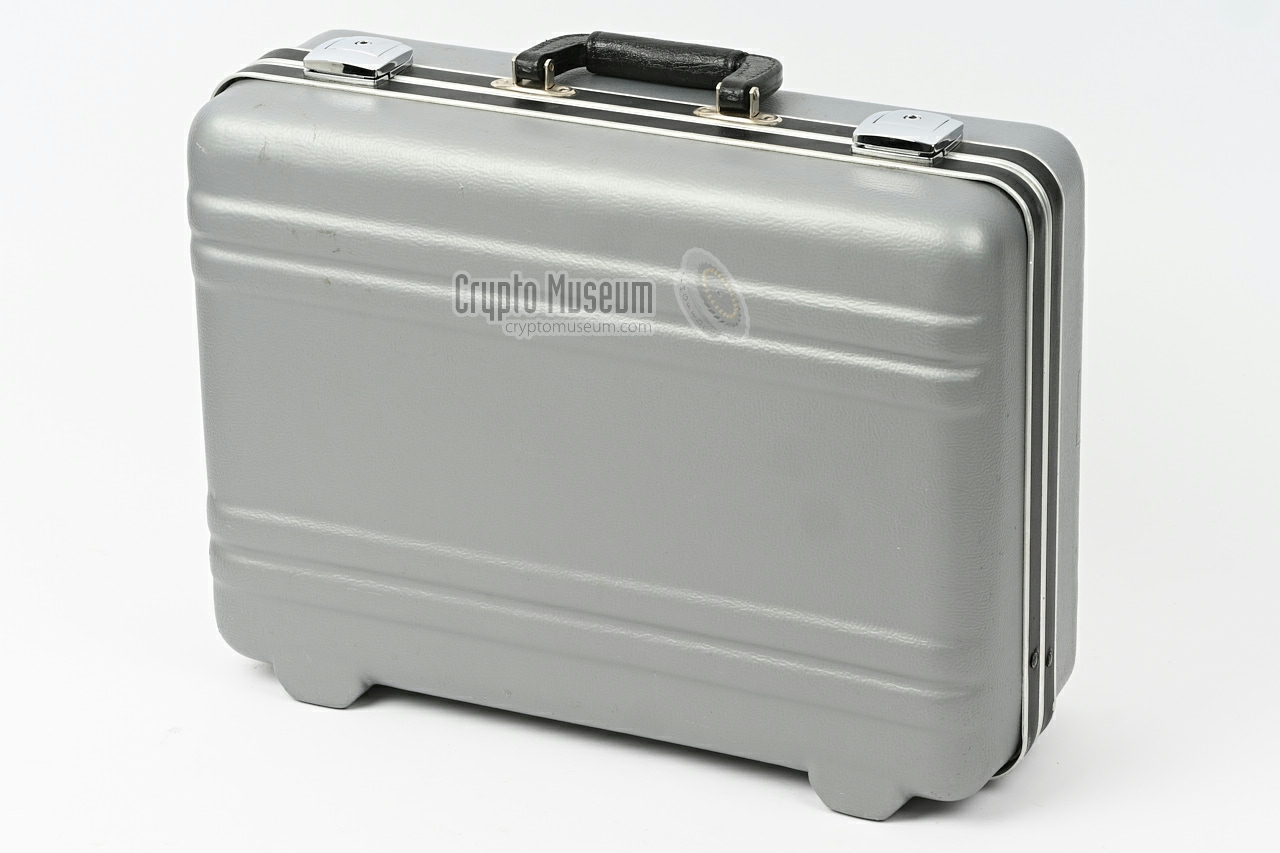 Briefcase with Unitel 225