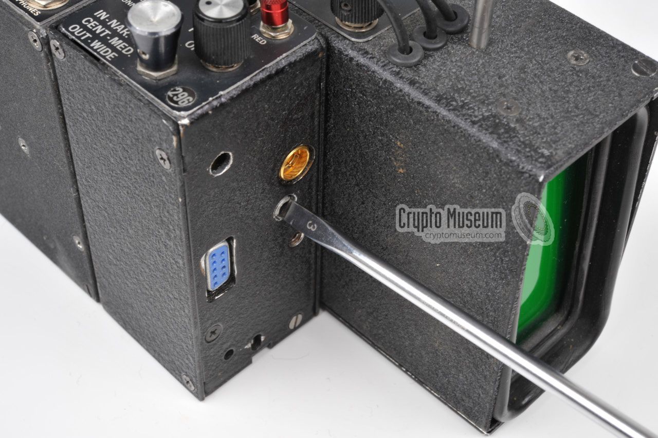 Fixating the LFB-1 to the A-2 Basic Unit