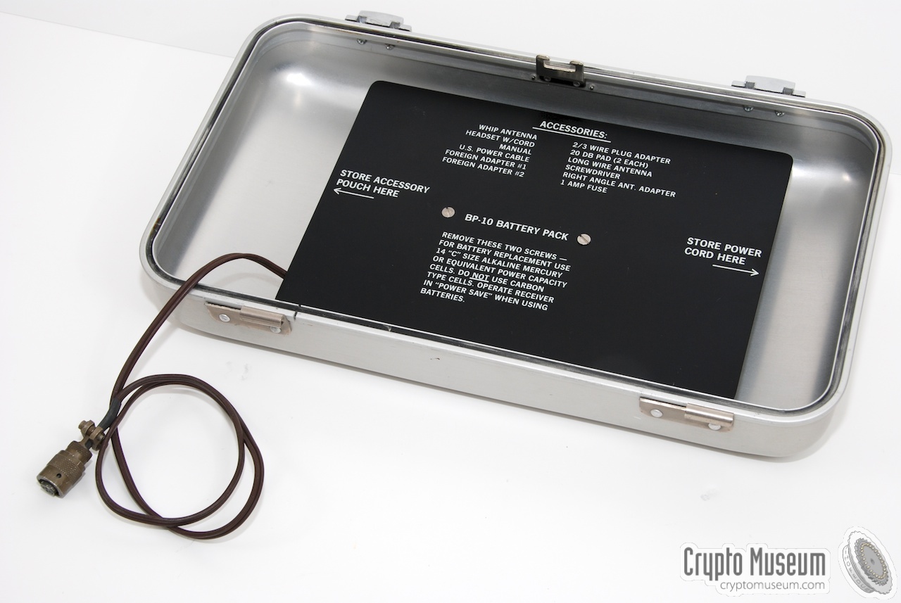 The battery pack (and cable) hidden inside the lid of the case