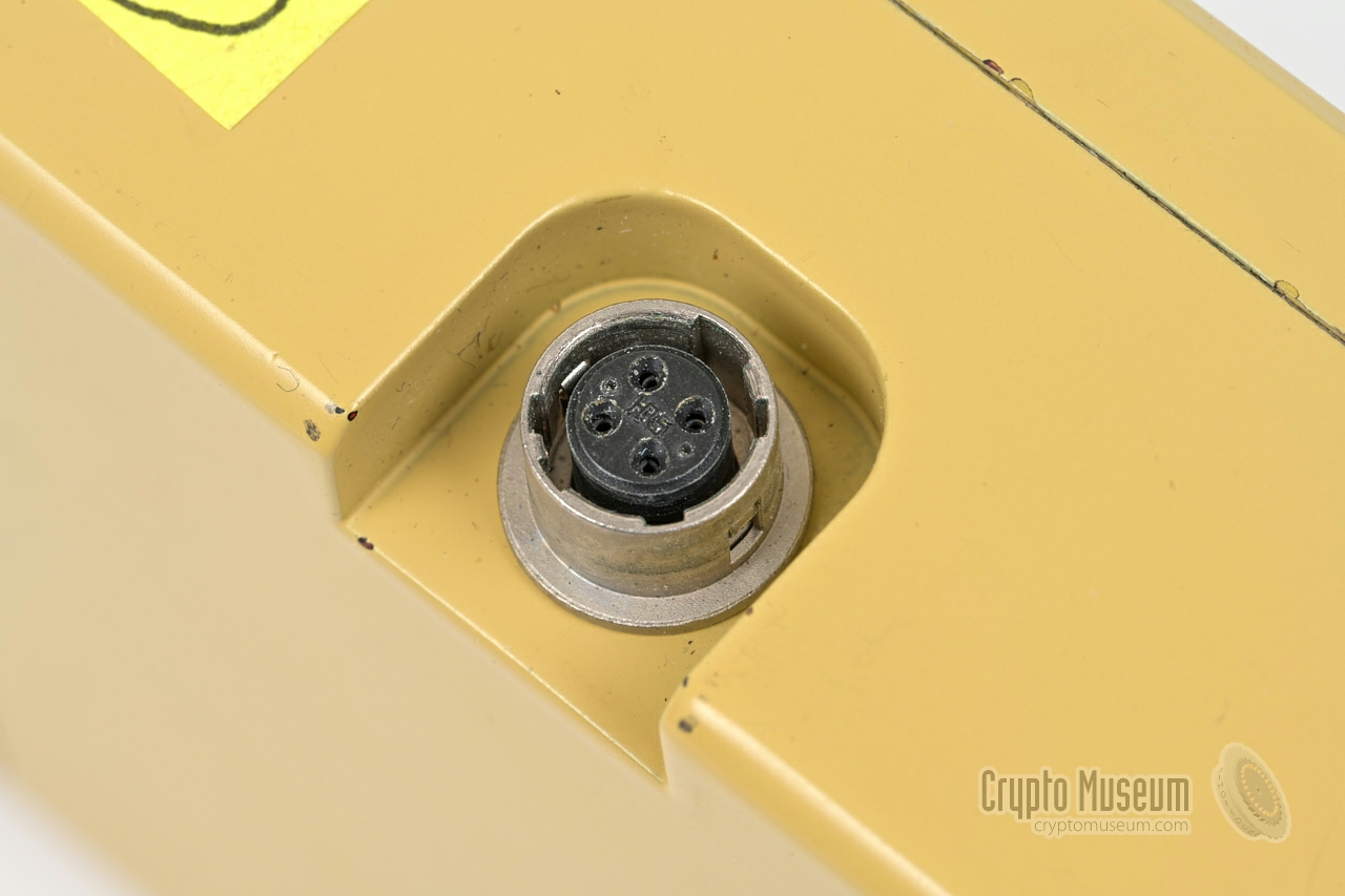 4-pin Hirose socket for connection of an earpiece