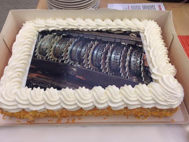 Entirely in style: a large cake with the image of the Lorenz SZ-42 (still our our wish list)