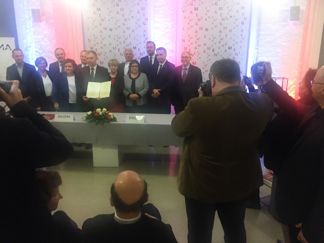 The official ceremony at which the papers for the cooperation between the eight towns were signed