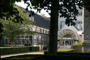 Het voormalige gebouw van het Scryption, tegenover het NS-station in Tilburg.