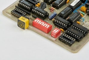 Close-up of the rotary selector and DIP-switches