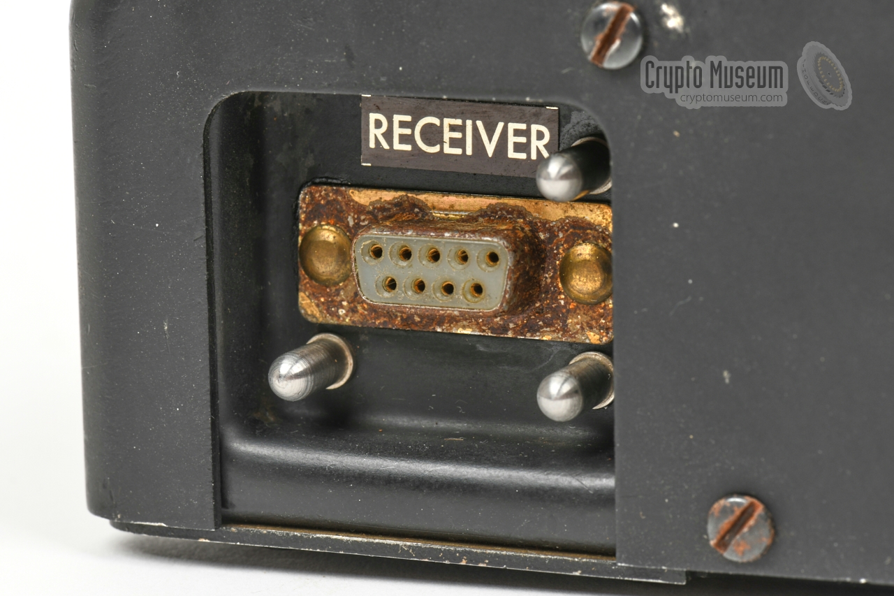 Socket for connection of receiver