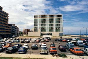 The US Interests Section in Havana (Cuba) during the 1980s. Copyright US State Department.