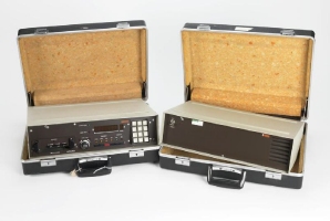 FRM-4750B in suitcases. Copyright IWM London. Reproduced here by kind permission [3].
