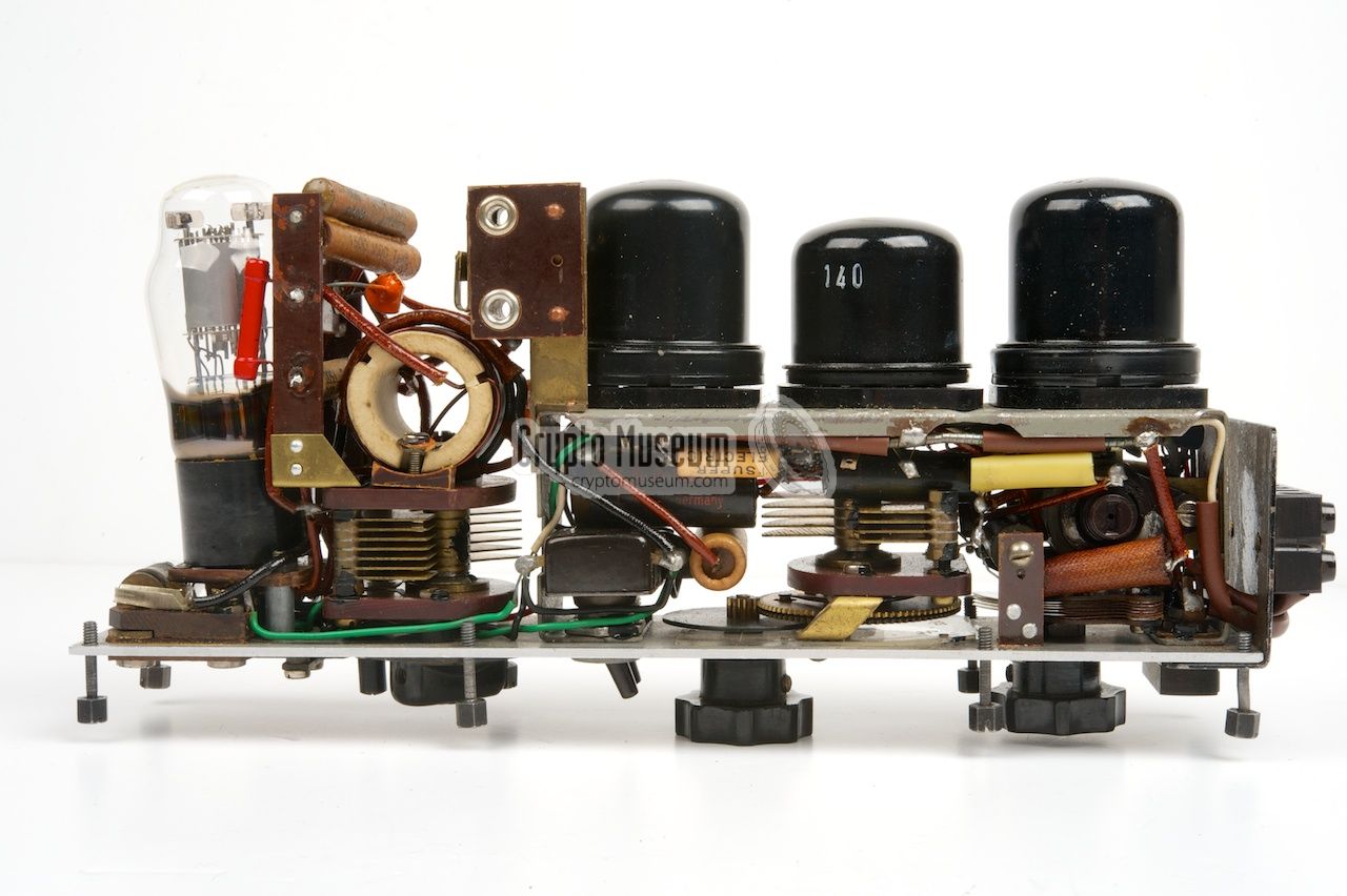 Kynnel M-10X interior seen from one of the sides