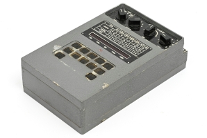 R-397-OK (Okolsh) transmitter - right angle view