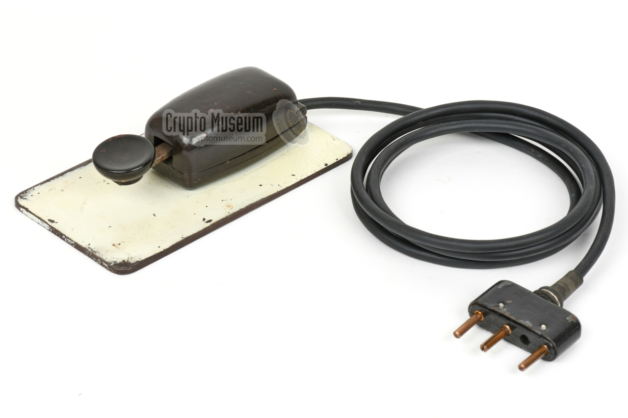 Mouse morse key on a metal base plate