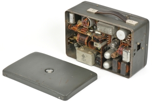 Back panel removed from the Radione RS-20/M