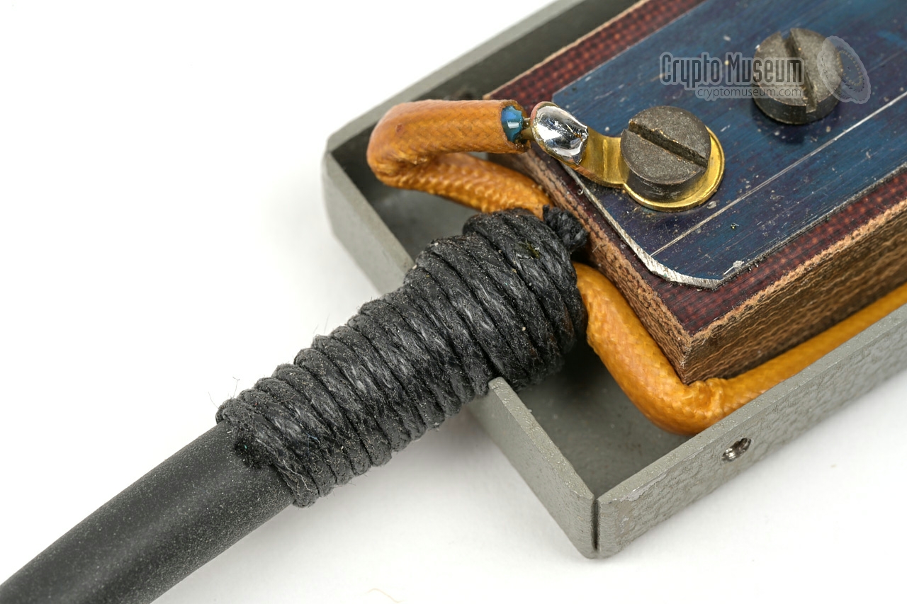 Morse key cable detail