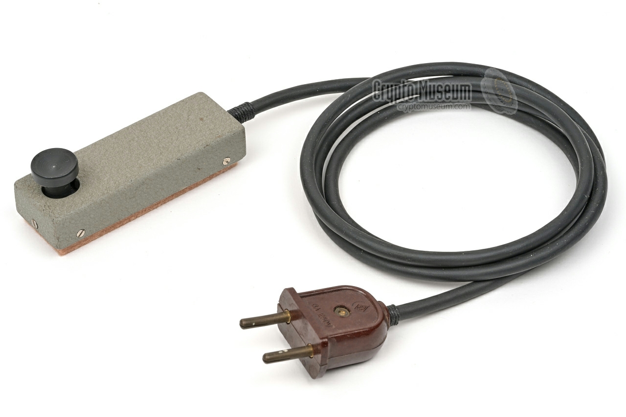 RS-3 morse key with cable and plug