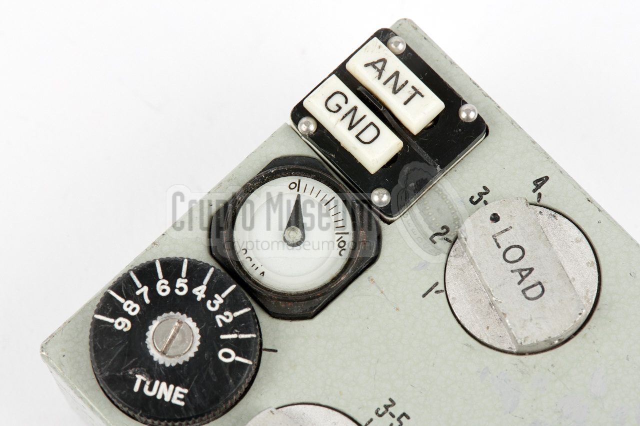 Antenna terminals and tuning controls