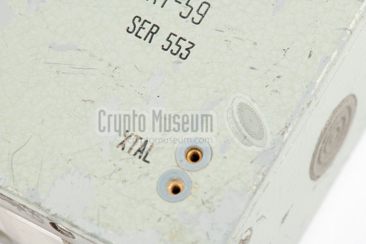 Crystal socket