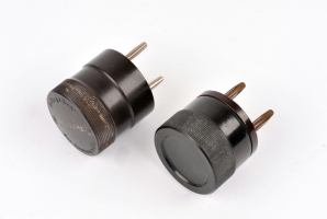 Examples of suitable crystals