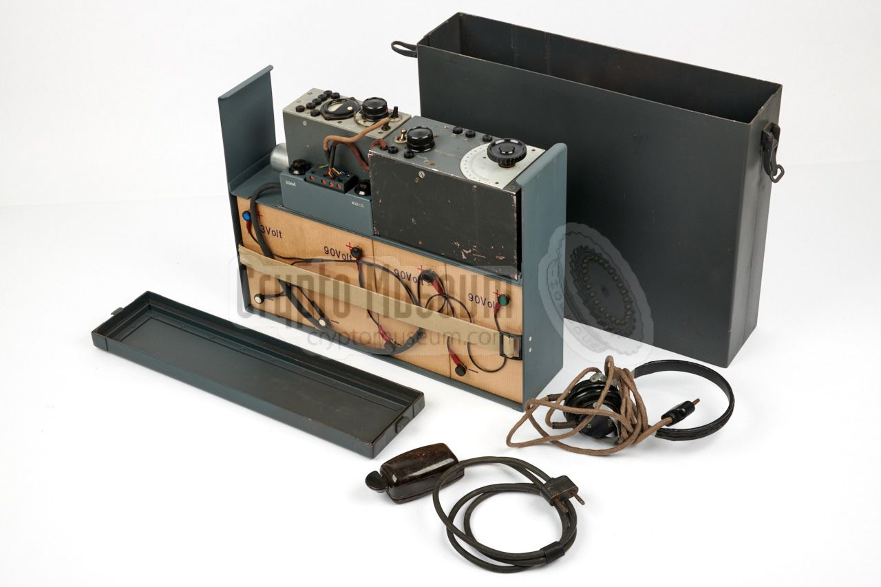 SE-98/3 outside container, with accessories