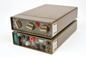S-6800 transmitter (bottom) and ASG-6800 antenna tuner (top)
